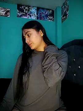 Snapshot of Nahiara_velez chatting on April 1, 7:00 pm Nahiara velez online show from April 1, 7:00 pm