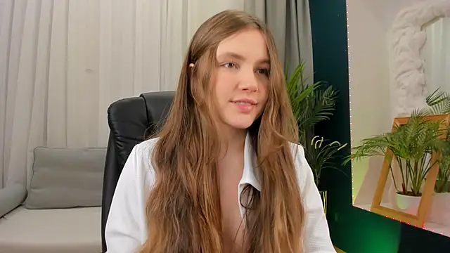 MaryannSoftt online show from February 14, 3:26 pm