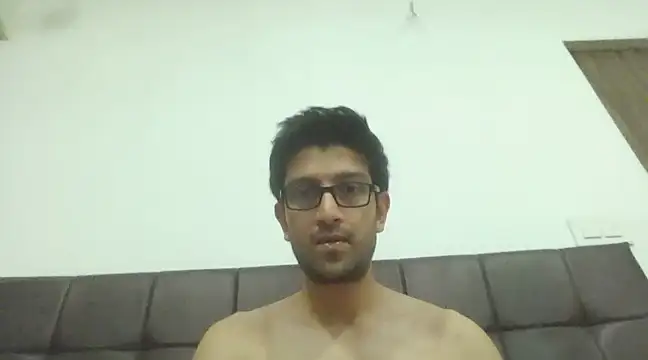 Snapshot of arjun_077 chatting on December 21, 9:36 pm arjun 077 online show from December 21, 9:36 pm