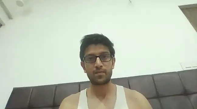 Snapshot of arjun_077 chatting on December 22, 4:38 pm arjun 077 online show from December 22, 4:38 pm