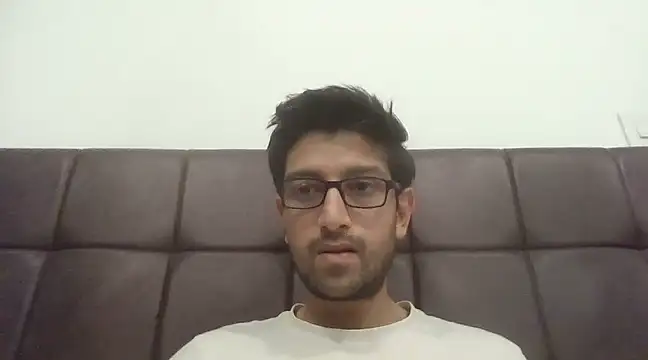 Snapshot of arjun_077 chatting on December 27, 4:21 pm arjun 077 online show from December 27, 4:21 pm