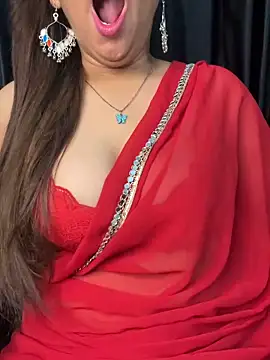 Snapshot of Diya_Chopra chatting on June 7, 3:54 am Diya Chopra online show from June 7, 3:54 am
