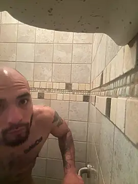 Snapshot of JohnnyDeep187 chatting on March 5, 5:42 pm JohnnyDeep187 online show from March 5, 5:42 pm