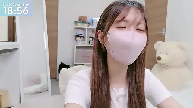 Snapshot of -SHINON- chatting on June 21, 9:56 am -SHINON- online show from June 21, 9:56 am