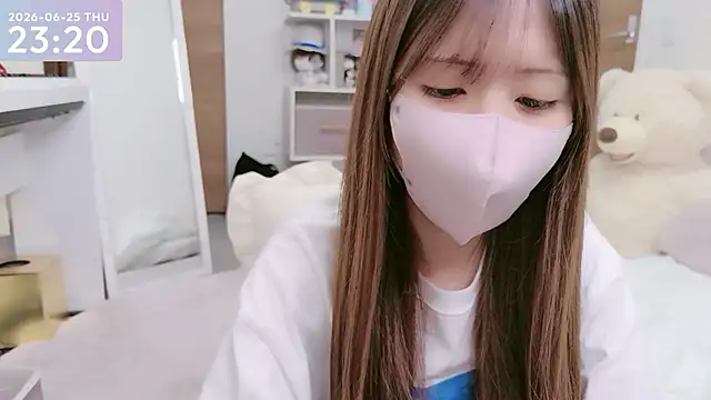 Snapshot of -SHINON- chatting on June 25, 2:21 pm -SHINON- online show from June 25, 2:21 pm