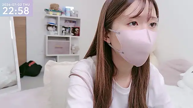 Snapshot of -SHINON- chatting on July 2, 2:01 pm -SHINON- online show from July 2, 2:01 pm