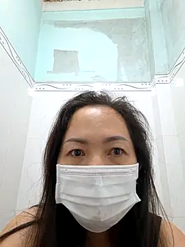 Baby-sexytits18 online show from March 7, 6:43 pm