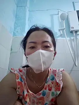 Baby-sexytits18 online show from September 14, 10:53 pm