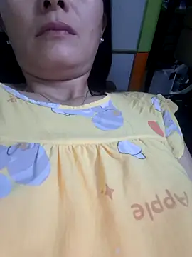 Baby-sexytits18 online show from December 1, 12:54 pm