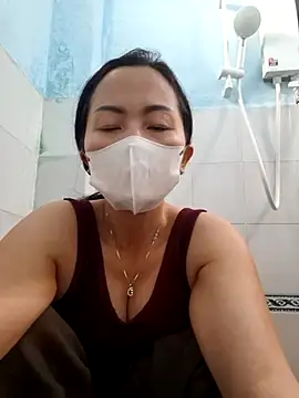 Baby-sexytits18 online show from December 4, 11:46 pm