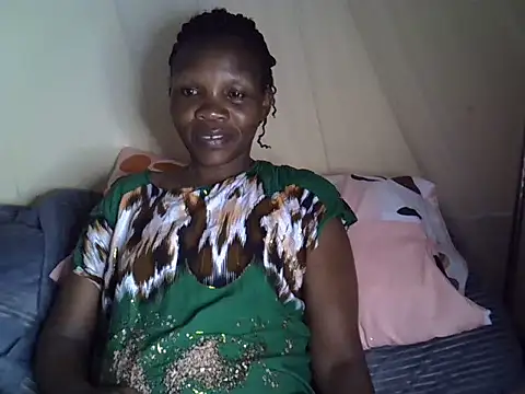 Snapshot of Sweet_serah chatting on May 7, 3:45 am Sweet serah online show from May 7, 3:45 am