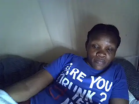 Snapshot of Sweet_serah chatting on June 8, 3:23 pm Sweet serah online show from June 8, 3:23 pm