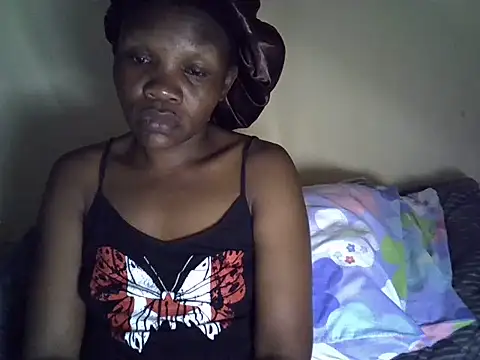 Snapshot of Sweet_serah chatting on June 12, 3:27 am Sweet serah online show from June 12, 3:27 am