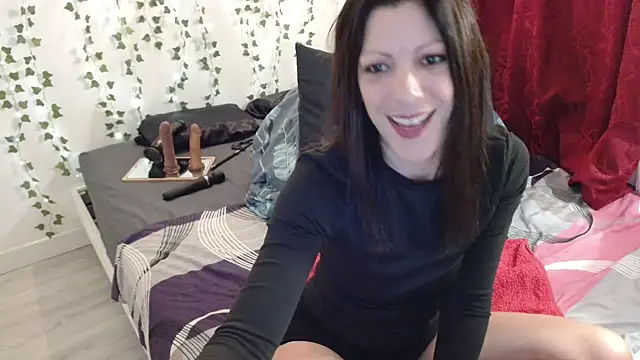 Snapshot of Cataleyaloca chatting on November 24, 4:07 pm Cataleyaloca online show from November 24, 4:07 pm