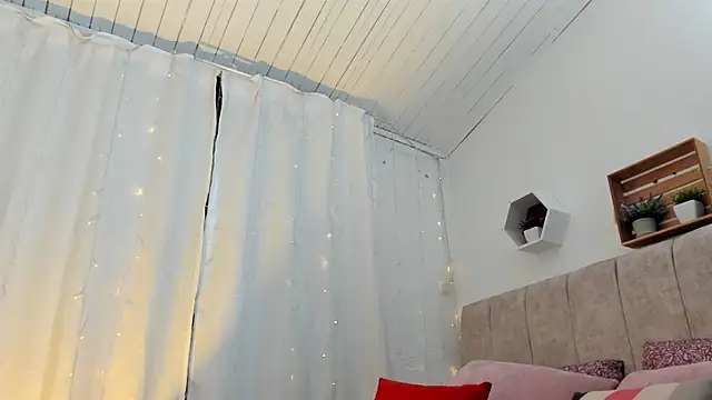 Zara dulce online show from March 5, 12:11 pm