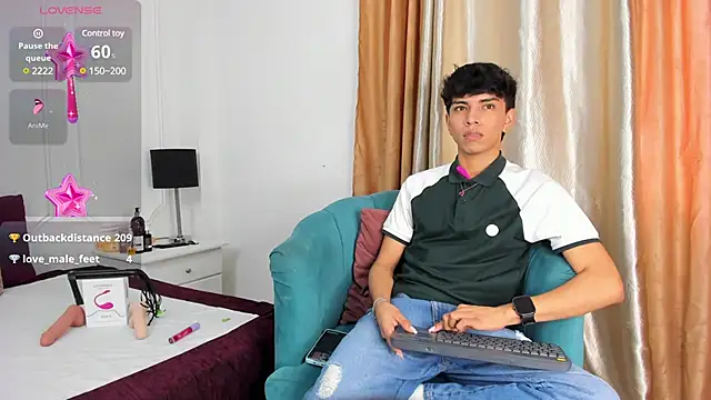 Snapshot of Santy_carrington chatting on January 11, 5:29 pm Santy carrington online show from January 11, 5:29 pm