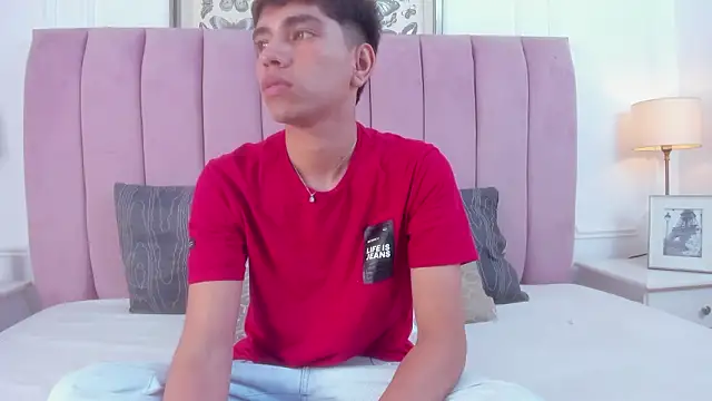 Santy carrington online show from March 6, 8:49 pm