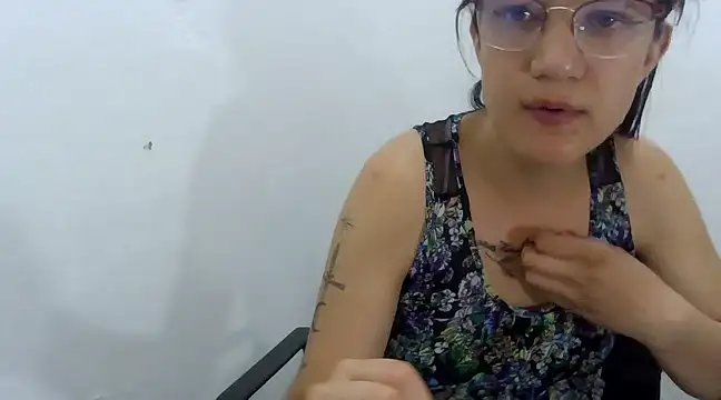 BLAKEandSUSANI online show from February 5, 7:18 am