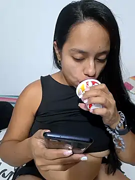 MarianaByanchi online show from December 28, 2:01 am