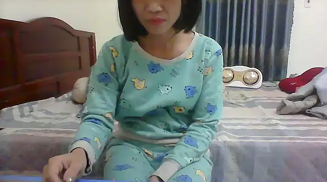 Snapshot of Dumani99 chatting on February 22, 2:08 pm Dumani99 online show from February 22, 2:08 pm