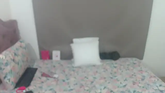 kimberlyjamexxx online show from June 27, 2:49 am