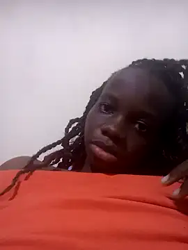 Snapshot of Thicky_kyla chatting on June 14, 2:24 am Thicky kyla online show from June 14, 2:24 am
