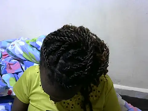 Snapshot of Thicky_kyla chatting on June 27, 7:52 pm Thicky kyla online show from June 27, 7:52 pm