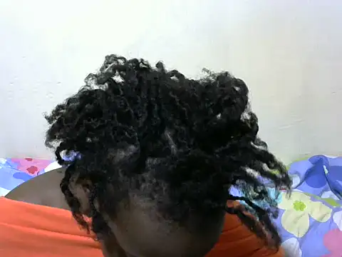 Snapshot of Thicky_kyla chatting on July 5, 6:09 am Thicky kyla online show from July 5, 6:09 am