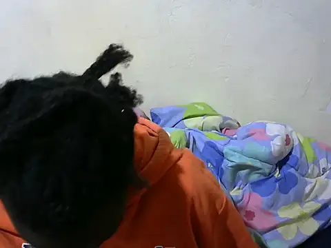 Snapshot of Thicky_kyla chatting on July 14, 3:11 am Thicky kyla online show from July 14, 3:11 am