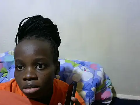 Snapshot of Thicky_kyla chatting on July 16, 6:25 pm Thicky kyla online show from July 16, 6:25 pm