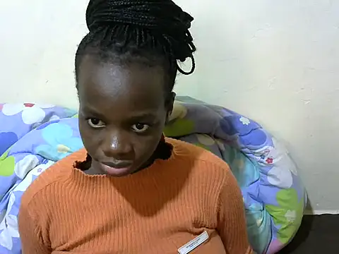 Snapshot of Thicky_kyla chatting on July 29, 11:52 am Thicky kyla online show from July 29, 11:52 am