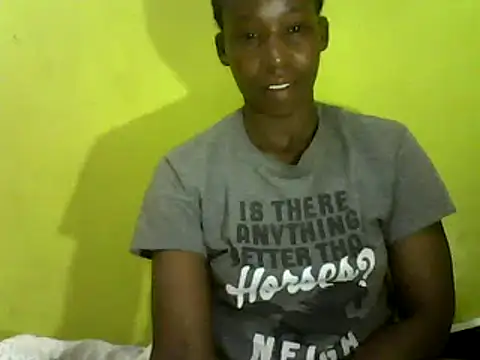 Snapshot of Claris2 chatting on January 27, 7:35 pm Claris2 online show from January 27, 7:35 pm