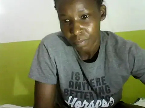 Snapshot of Claris2 chatting on February 1, 6:29 pm Claris2 online show from February 1, 6:29 pm