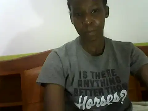 Snapshot of Claris2 chatting on February 2, 7:04 pm Claris2 online show from February 2, 7:04 pm