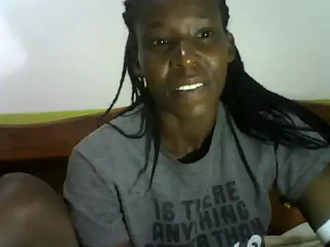 Snapshot of Claris2 chatting on February 27, 4:53 pm Claris2 online show from February 27, 4:53 pm