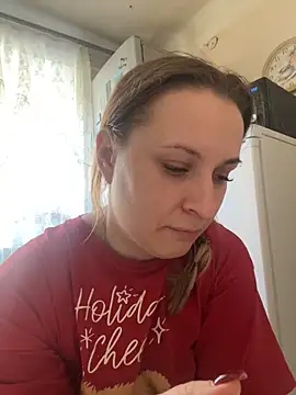 Snapshot of OlgaBuzzz chatting on January 15, 5:08 am OlgaBuzzz online show from January 15, 5:08 am