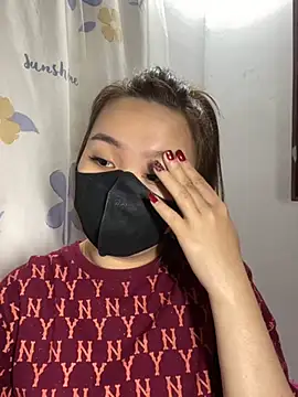 Odette68 online show from December 18, 1:59 am