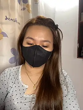 Odette68 online show from December 19, 1:28 am