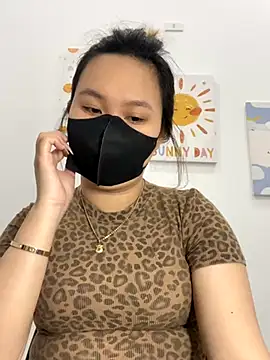 Odette68 online show from October 17, 11:51 pm