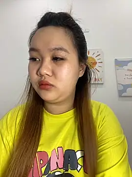 Odette68 online show from November 10, 4:11 am