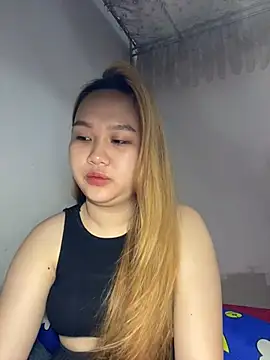 Snapshot of Odette68 chatting on June 9, 12:00 am Odette68 online show from June 9, 12:00 am