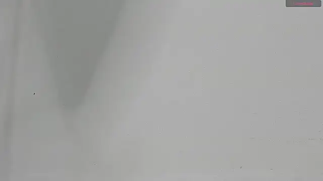 Littleolivia  online show from February 15, 12:54 pm