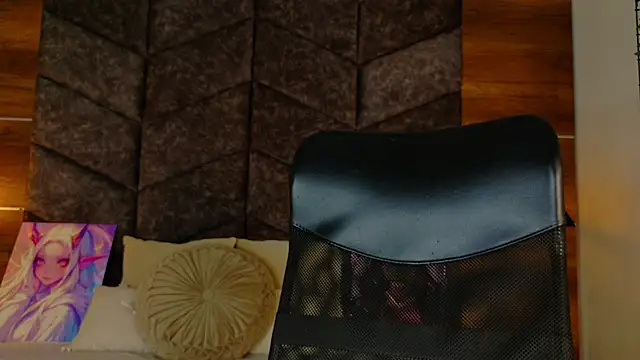 AmbarHills 1 online show from December 15, 11:36 am