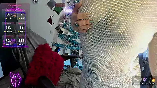 Snapshot of cocochanell6666 chatting on December 12, 7:15 pm cocochanell6666 online show from December 12, 7:15 pm