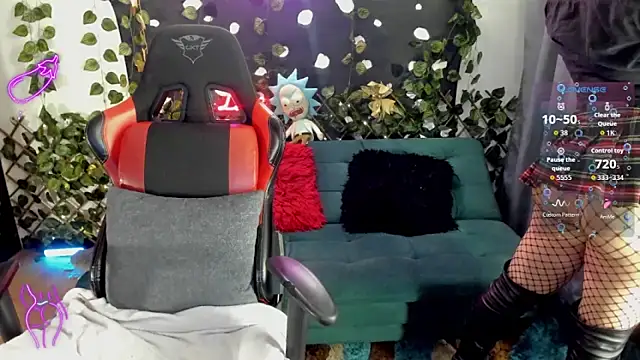 cocochanell6666 online show from November 25, 8:03 am