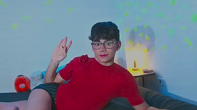 arnold laurent  online show from December 5, 8:11 pm