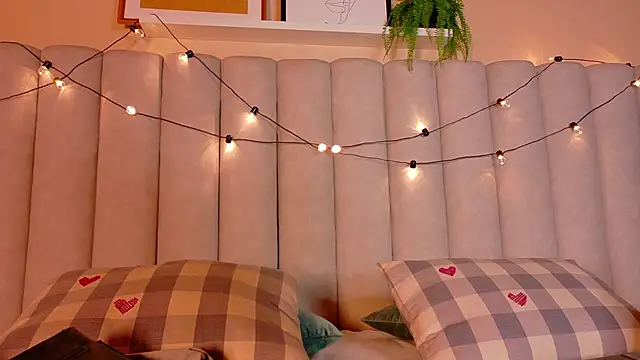 AbbyWathson online show from November 13, 7:57 pm