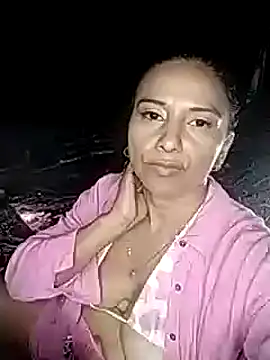 Snapshot of andreu_mature chatting on March 10, 2:28 am andreu mature online show from March 10, 2:28 am