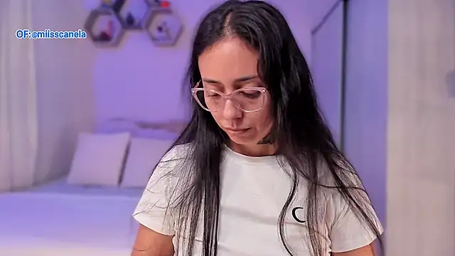 Aleja24Evans online show from October 21, 12:55 am