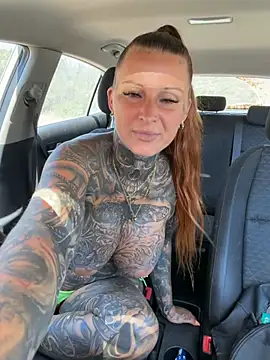 Snapshot of Inked_lorena chatting on June 18, 8:58 am Inked lorena online show from June 18, 8:58 am